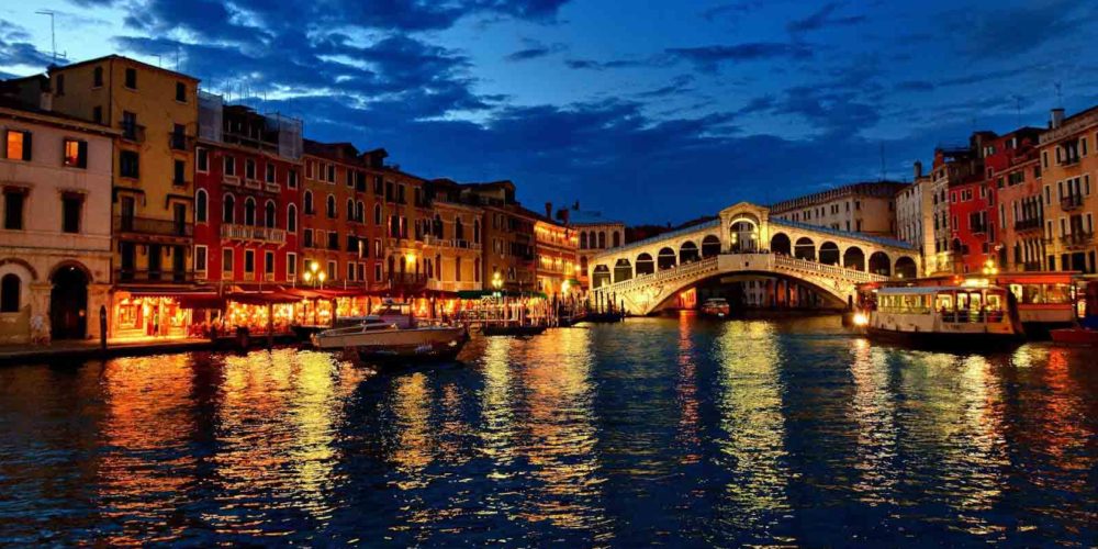 Grand-Canal-At-Night-Photo