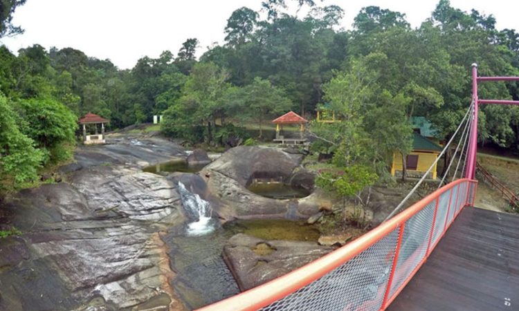 tujun waterfall