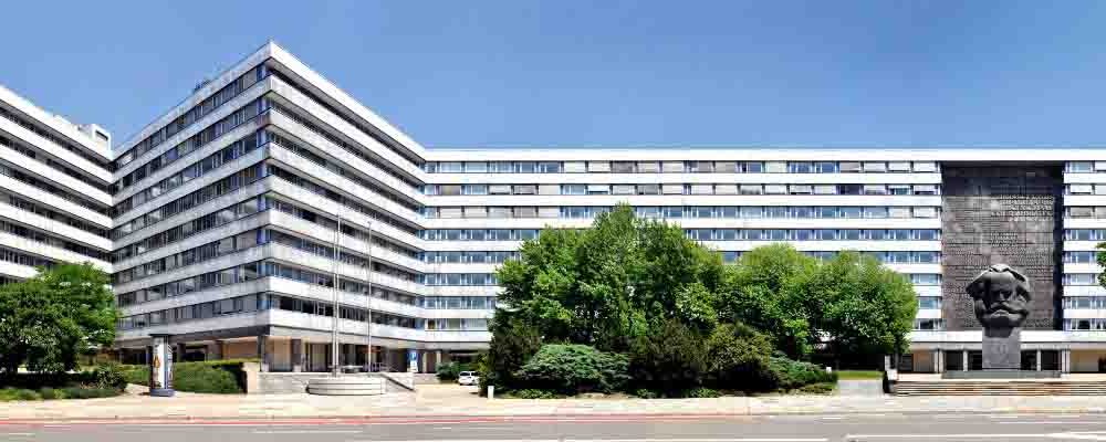 chemnitz_karlmarxmonument_panorama_400