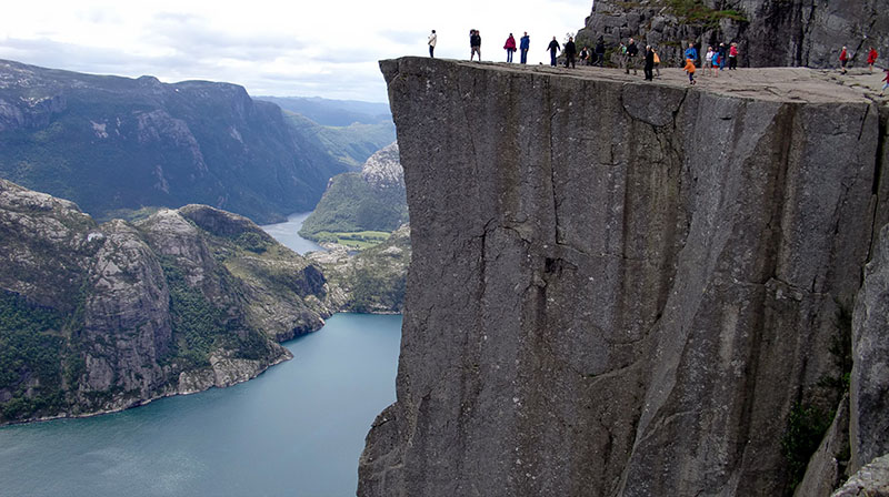 صخره Preikestolen