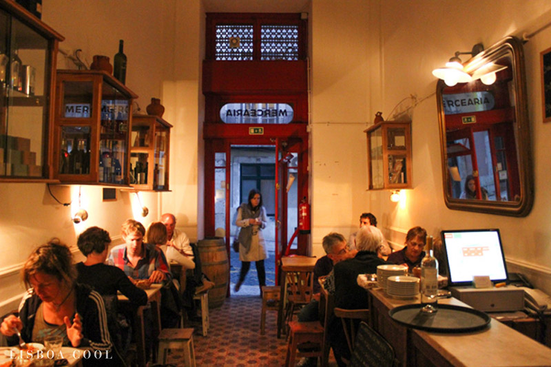 رستوران Taberna da Rua das Flores در لیسبون