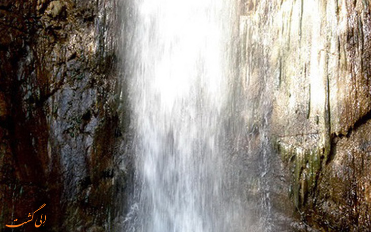 آبشار سرخ مشه در زنجان