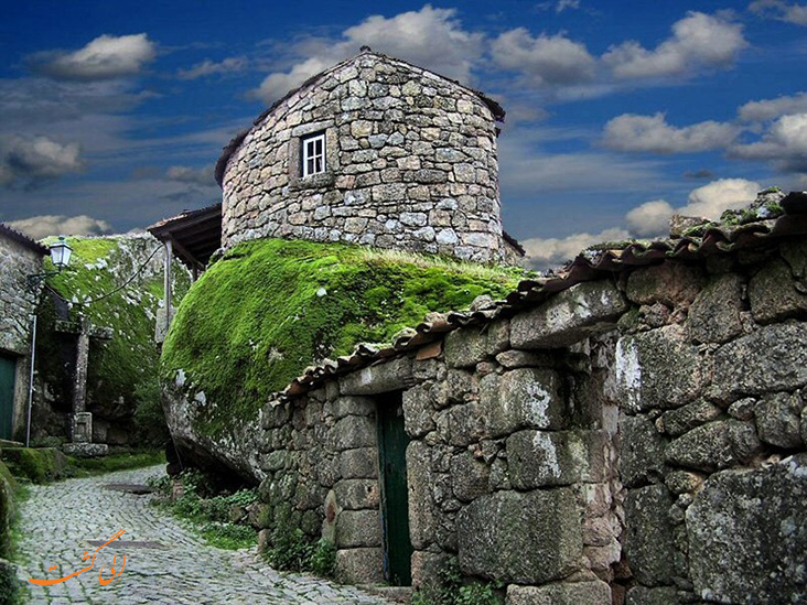 روستای مونسانتو در پرتغال