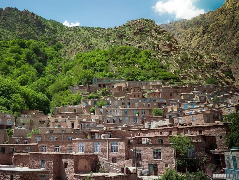 روستای اخلمد