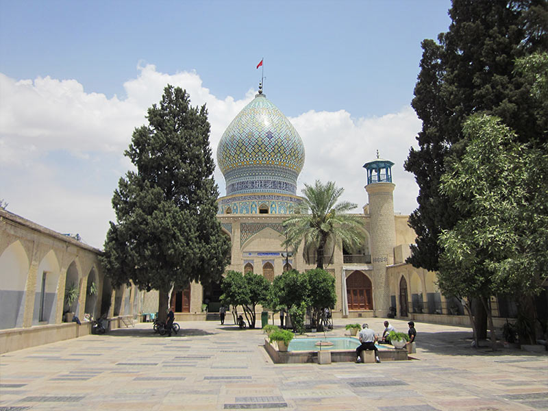  مسجد حضرت علی ابن حمزه از مساجد تاریخی شیراز