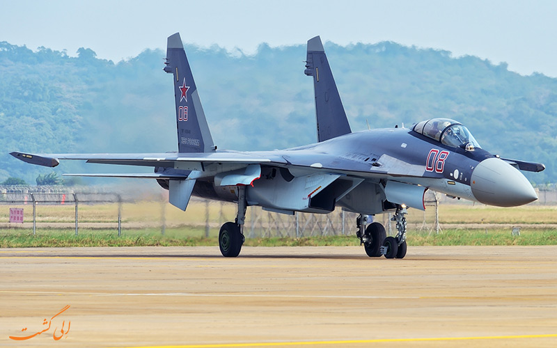 ● هواپیمای Sukhoi Su-35