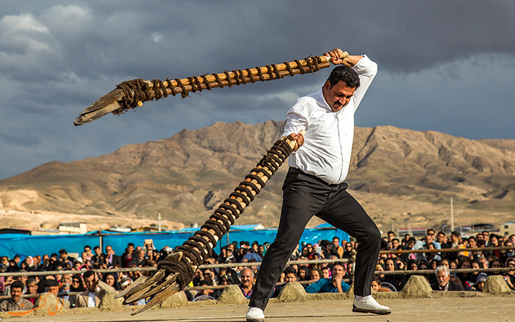 بیل چرخانی به منظور تشکر از الهه آب