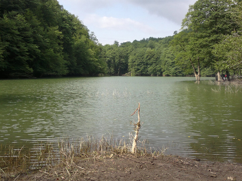 دریاچه کوهستانی ایران