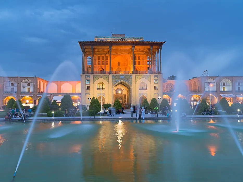 کاخ عالی قاپو (عمارت عالی قاپو)