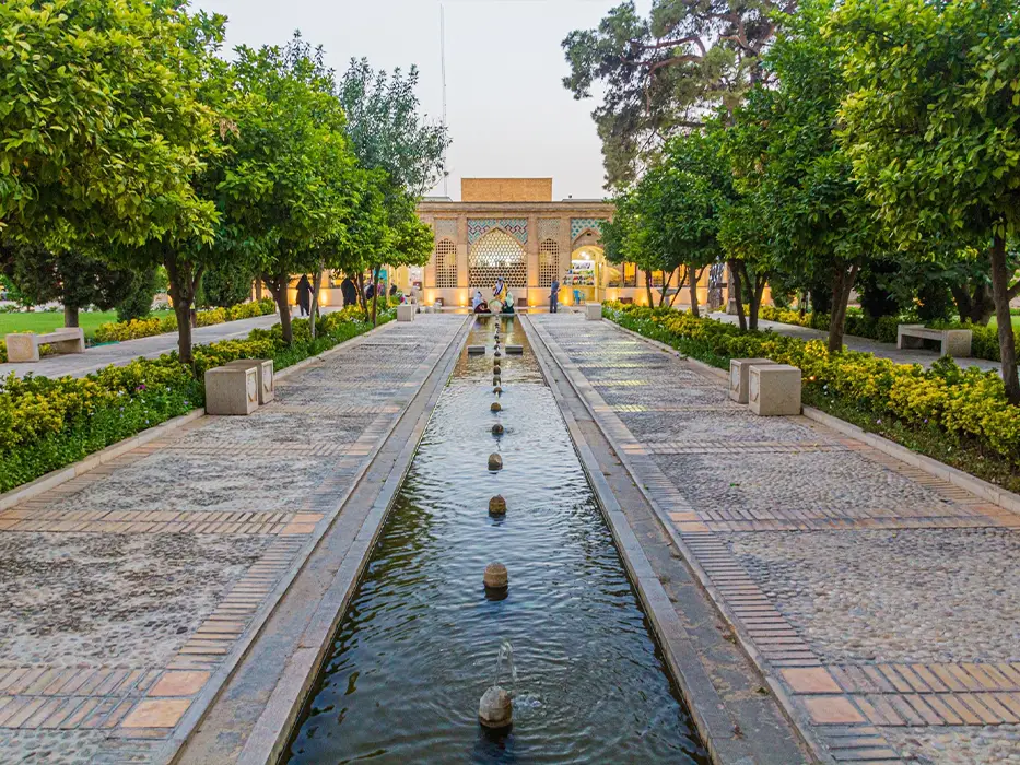 باغ جهان‌ نما - دیدنی های شیراز