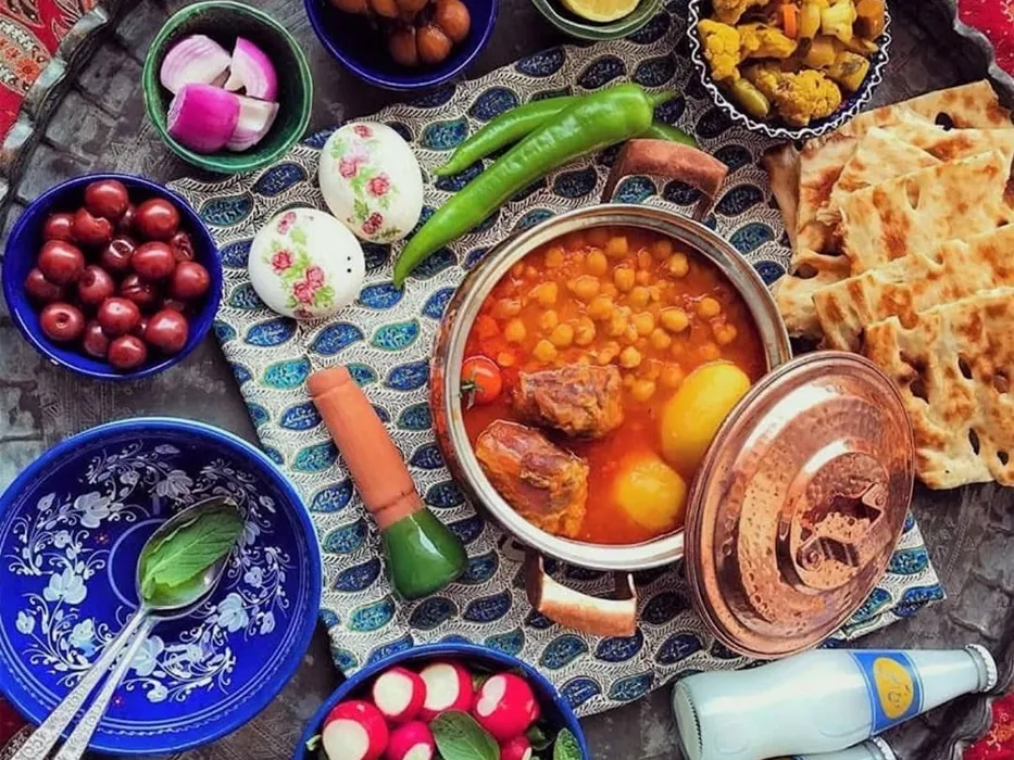 یخنی نخود از غذاهای محلی شیراز